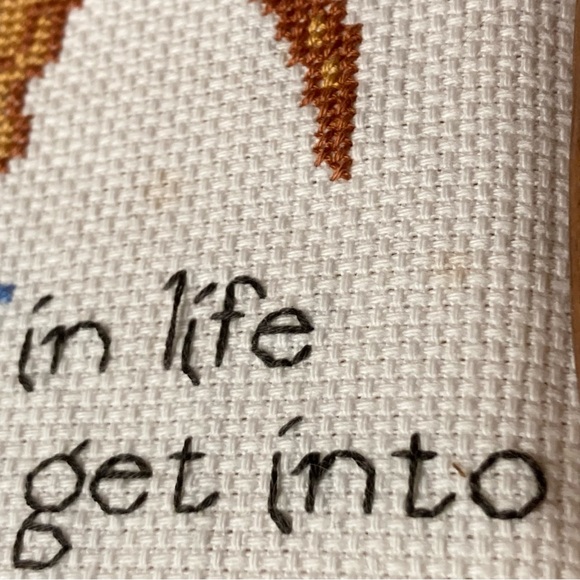 Framed Cat Embroidery Art - Picture 9 of 9